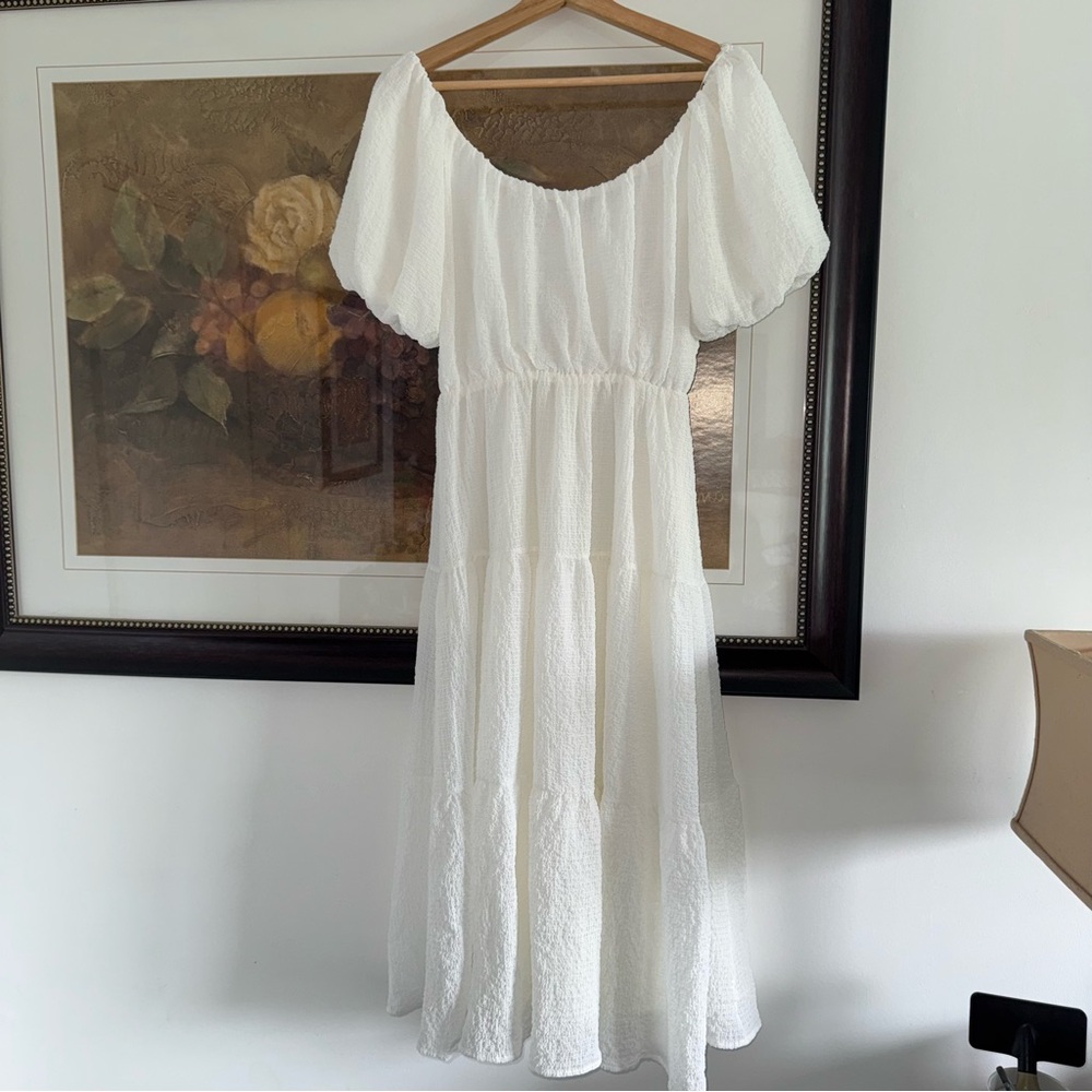 ASTR Off-Shoulder Midi Tiered White Dress S
